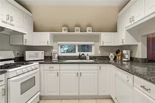 1946 Nob Hill, Running Springs, CA 92382 - Photo 11