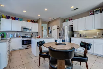 27727 Hollyoak, Menifee, CA 92585 - Photo 3