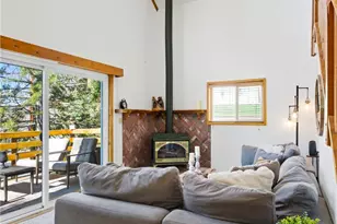 33435 Falling Leaf Dr, Green Valley Lake, CA 92341 - Photo 25