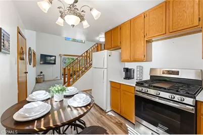 33435 Falling Leaf Drive, Green Valley Lake, CA 92341 - Photo 15