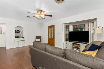 35194 Velardo, Yucaipa, CA 92399 - Photo 5