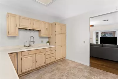 35194 Velardo, Yucaipa, CA 92399 - Photo 7