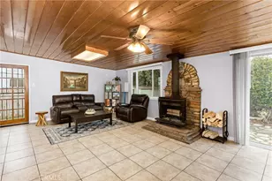 35194 Velardo, Yucaipa, CA 92399 - Photo 9