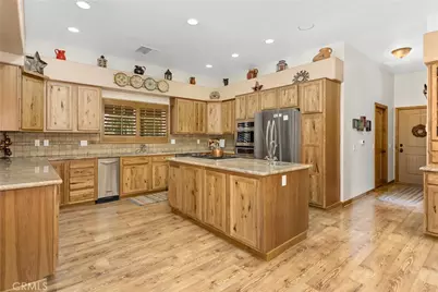 9710 Mountain View, Cherry Valley, CA 92223 - Photo 11