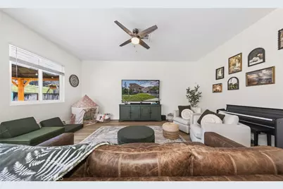 34215 Pinehurst, Yucaipa, CA 92399 - Photo 13