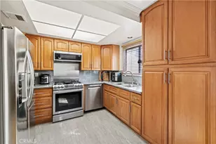 18958 Sherman, Reseda, CA 91335 - Photo 7