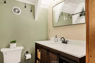 1190 Klondike, Lake Arrowhead, CA 92352 - Photo 19