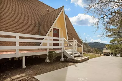 1190 Klondike, Lake Arrowhead, CA 92352 - Photo 7