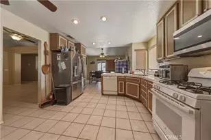 46482 Jasmine, Indio, CA 92201 - Photo 9