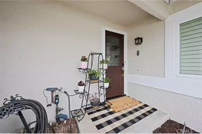 6141 Bluffwood Drive, Riverside, CA 92506 - Photo 5