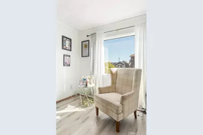 553 W 109th, Los Angeles, CA 90044 - Photo 7