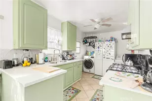 553 W 109th, Los Angeles, CA 90044 - Photo 7