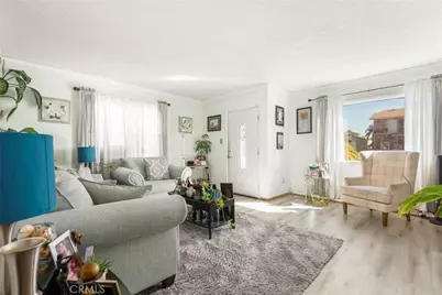 553 W 109th, Los Angeles, CA 90044 - Photo 5