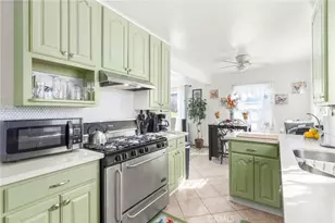 553 W 109th, Los Angeles, CA 90044 - Photo 9