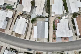 33369 Laura Dr, Thousand Palms, CA 92276 - Photo 5