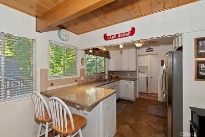 180 Joaquin Miller, Lake Arrowhead, CA 92352 - Photo 11