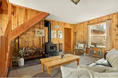 954 Crest Estates, Lake Arrowhead, CA 92352 - Photo 3