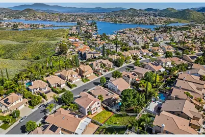 19 Villa Milano, Lake Elsinore, CA 92532 - Photo 5