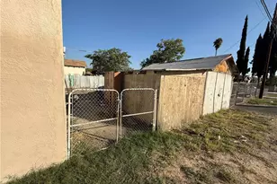 26709 Baseline, Highland, CA 92346 - Photo 3