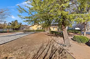 19185 Cochise, Apple Valley, CA 92308 - Photo 51