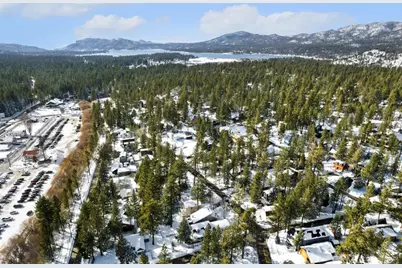 572 Douglas Street, Big Bear Lake, CA 92315 - Photo 33
