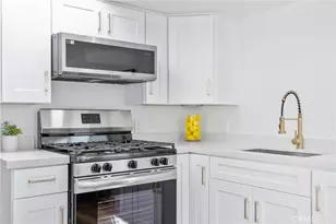 26135 Baseline, Highland, CA 92346 - Photo 5