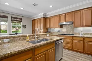 14215 Rolling Stream Pl, Eastvale, CA 92880 - Photo 13