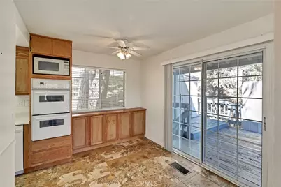 31920 Pine Cone Drive, Running Springs, CA 92382 - Photo 11