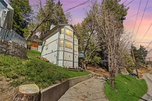 31920 Pine Cone Dr, Running Springs, CA 92382 - Photo 3