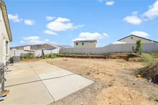 14098 Hera Pl, Beaumont, CA 92223 - Photo 19