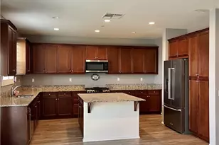 15182 Paseo Verde, Victorville, CA 92394 - Photo 5