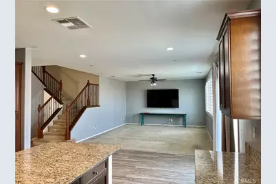 15182 Paseo Verde, Victorville, CA 92394 - Photo 7