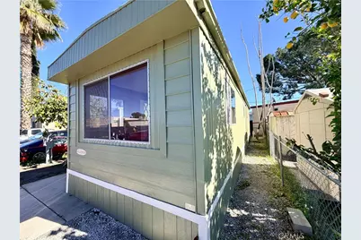 26063 Baseline St, San Bernardino, CA 92410 - Photo 3