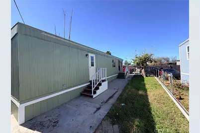 26063 Baseline St, San Bernardino, CA 92410 - Photo 7