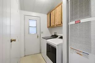 1174 Benbow, Redlands, CA 92374 - Photo 9