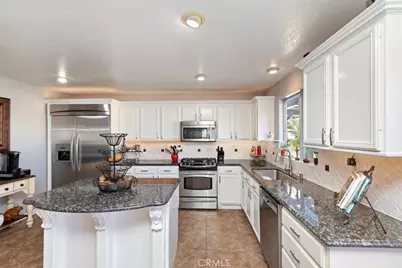 825 Derby, Corona, CA 92882 - Photo 19