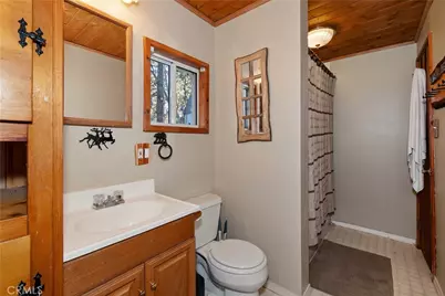 33874 Green Valley Lake Road, Green Valley Lake, CA 92341 - Photo 17