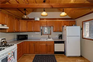 33874 Green Valley Lake Rd, Green Valley Lake, CA 92341 - Photo 9