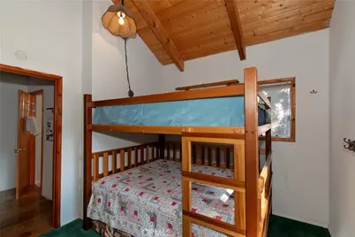 33874 Green Valley Lake Road, Green Valley Lake, CA 92341 - Photo 27