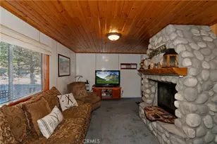 33874 Green Valley Lake Rd, Green Valley Lake, CA 92341 - Photo 11