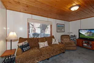 33874 Green Valley Lake Rd, Green Valley Lake, CA 92341 - Photo 11