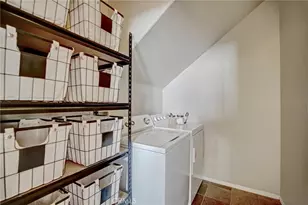 14096 Starflower Ct, Jurupa, CA 92880 - Photo 19