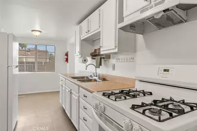 533 Jackson Street, Colton, CA 92334 - Photo 3