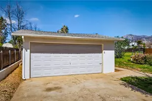 34776 Pecan Ave, Yucaipa, CA 92399 - Photo 21