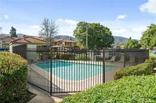 1305 Brentwood Cir, Corona, CA 92882 - Photo 31