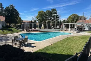 61 Sparrow Ct, Redlands, CA 92374 - Photo 17