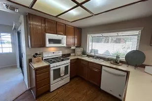 61 Sparrow Ct, Redlands, CA 92374 - Photo 3