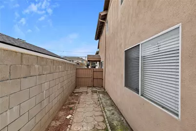 20721 Roseton, Lakewood, CA 90715 - Photo 9