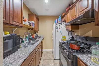 6937 Fairfax, San Bernardino, CA 92404 - Photo 7