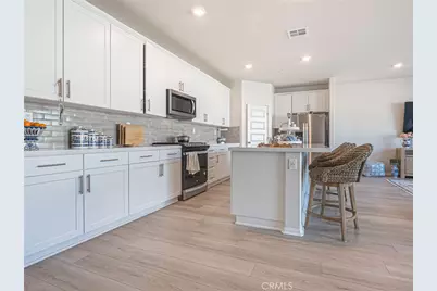 32910 Linecroft Court, Menifee, CA 92584 - Photo 11